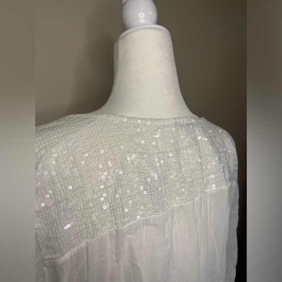 New Collection White Lace and Cotton Blouse - Picture 2 of 8